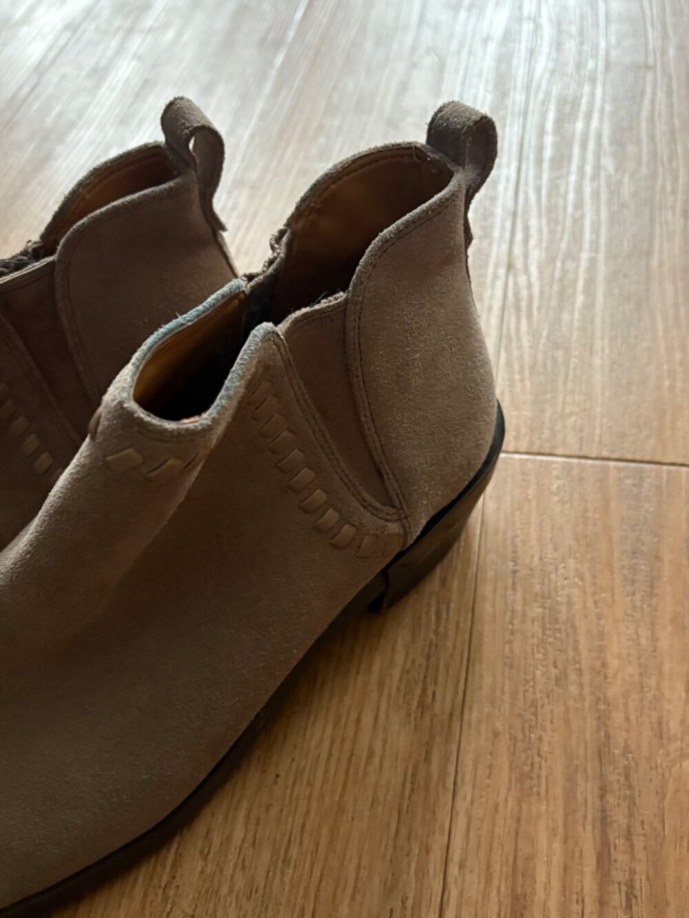 Coach Carter Suede Leather Round Toe Ankle Booties Brown Women’s Size 9.5 - Picture 4 of 9